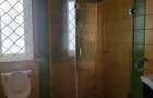 5 Bed Townhouse with En Suite at Rosslyn Lone Tree - 11