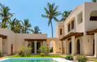 3 Bed Townhouse with En Suite in Nyali Area - 1