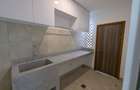 4 Bed Apartment with En Suite in Rosslyn - 4