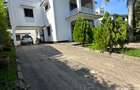 4 Bed Townhouse with En Suite at Links Road - 7