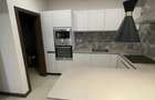 Serviced 2 Bed Apartment with En Suite in Westlands Area - 9