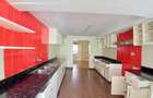 4 Bed Townhouse with En Suite at Hundred Avenue - 8