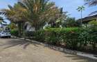 7 Bed Villa with En Suite at Serena Area - 9