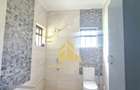 4 Bed House with En Suite at Nyari - 14
