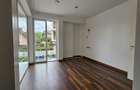 4 Bed Villa with En Suite in Lavington - 13