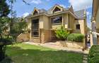 5 Bed Townhouse with En Suite at Lavington Road - 3