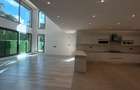 5 Bed Villa with En Suite in Lavington - 3