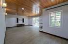 5 Bed House with En Suite in Rosslyn - 19