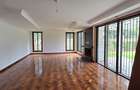 6 Bed Townhouse with En Suite at Lavington Green - 18