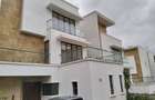5 Bed Townhouse with En Suite in Lavington - 20