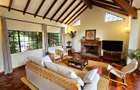 4 Bed House with En Suite at Lavington Area - 3
