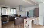4 Bed Apartment with En Suite at Riverside Drive - 5