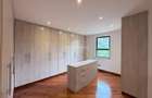 5 Bed Townhouse with En Suite at Lavington Green - 9