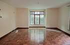 5 Bed Townhouse with En Suite at Othaya Road - 3