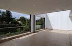 5 Bed Townhouse with En Suite in Kyuna - 19