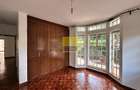 5 Bed House in Rosslyn - 13