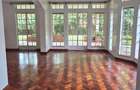 5 Bed House with En Suite at Rosslyn Park 01 - 15