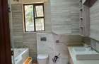 5 Bed Townhouse with En Suite at Convent Drive - 20