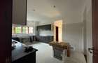 5 Bed Townhouse with En Suite in Runda - 2