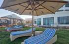 3 Bed Apartment with En Suite at 1St Ave - 19