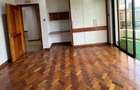 4 Bed Apartment with En Suite at Riverside Drive - 9