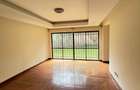 5 Bed Townhouse with En Suite in Lavington - 4