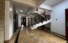 5 Bed Townhouse with En Suite in Lavington - 16