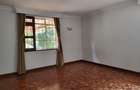 4 Bed House with En Suite in Runda - 16