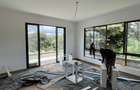 6 Bed Villa with En Suite in Kyuna - 11