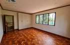 4 Bed House with En Suite at Lavington - 19