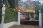 4 Bed Townhouse with En Suite in Lavington - 4