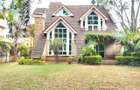 5 Bed House with En Suite in Lavington - 1