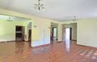 5 Bed Townhouse with En Suite in Lavington - 6