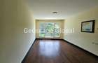 4 Bed Apartment with En Suite in Spring Valley - 6