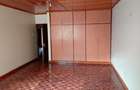5 Bed Townhouse with En Suite at Lavington - 8