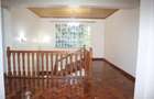 5 Bed Townhouse with En Suite in Lavington - 6