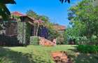 4 Bed House with En Suite in Lavington - 20