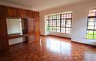 5 Bed Townhouse with En Suite at Lavington Green - 18