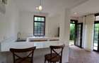 1 Bed House with En Suite in Ridgeways - 4
