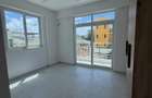 Serviced 2 Bed Apartment with En Suite at Links Road - 7