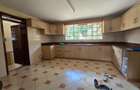 4 Bed House with En Suite in Runda - 13