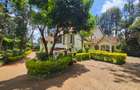 5 Bed House with En Suite in Runda - 3