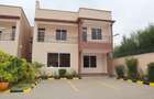 4 Bed Villa with En Suite at Near Gateway Mall - 2