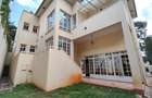 4 Bed Townhouse with En Suite at Kyuna - 1