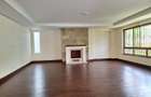 5 Bed Townhouse with En Suite in Spring Valley - 5