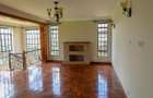 5 Bed Townhouse with En Suite at Off Glory Rd - 3