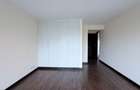 3 Bed Apartment with En Suite at Riverside Gardens - 12
