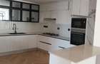 4 Bed Apartment with En Suite at Parklands - 12