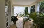 5 Bed Townhouse with En Suite in Spring Valley - 3