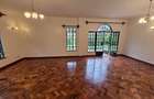 5 Bed Townhouse with En Suite in Kitisuru - 10